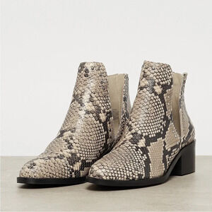 STEVE MADDEN Conspire Pointed Toe Studded Snakeskin Booties